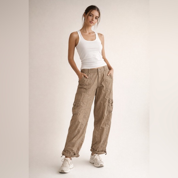 Deja Bleu Pants - Deja Bleu Cargo Pants Y2K Revival Utility Chic Tan Size 20 Streetwear